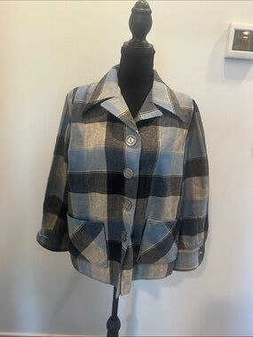 Vintage Kasual-Koat Plaid Button-Front Women’s Jacket in Blue and Gray
